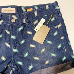 NWT Anthropologie Roll Cuff Novelty Stet Shorts